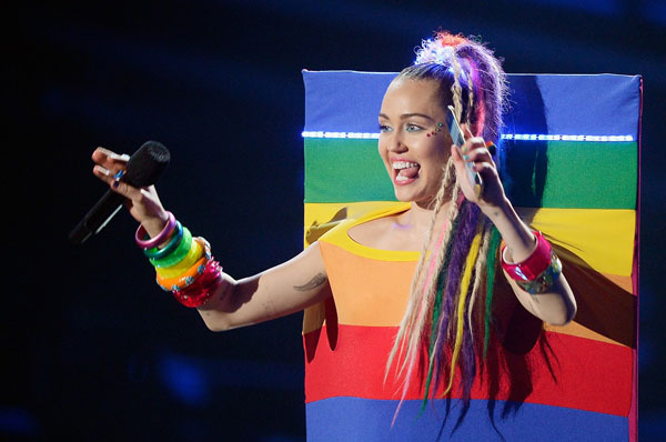 miley cyrus mtv awards