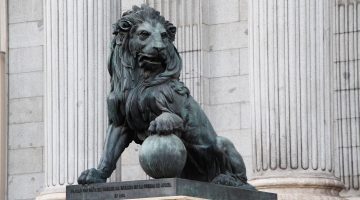 Lesbiana.es - La ley LGTBI dará de qué hablar