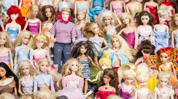 Mattel lanza una colección de muñecos de género inclusivo